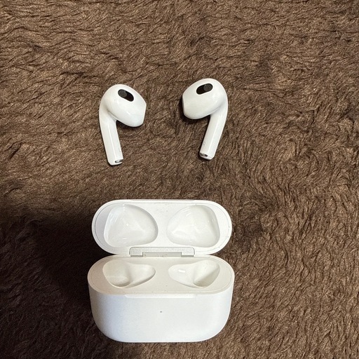 Apple﻿AirPods【第3世代】