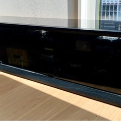 ガラス扉付ブラックテレビ台の画像