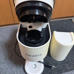 KEURIG K-mini plus White ホワイト 白の画像
