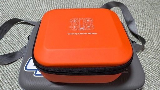 DJI neo  自動追尾　ドローン　フライモアコンボ　機体新品、バッテリー1本新品　carerefresh付き
