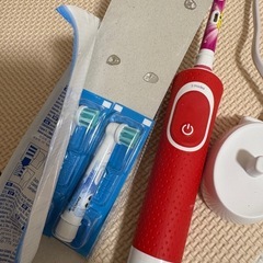 【急募】BRAUN Oral-B kids 未使用✨電動歯ブラシ、マスクセットの画像