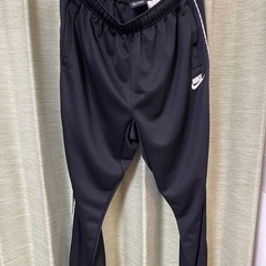 NIKE ナイキ ジャージパンツ Lサイズ ブラック スポーツウェア ロゴの画像