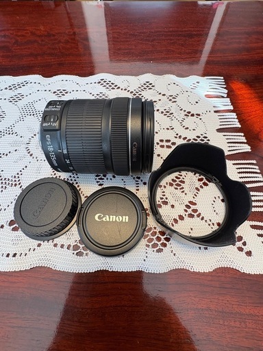 Canon EF-S 18-135mm 1:3.5-5.6isSTMレンズ