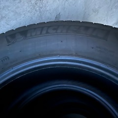 プラド　　タイヤの画像