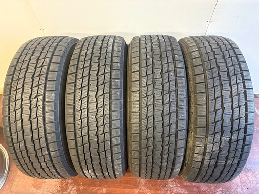 245/70/16冬グットイヤー