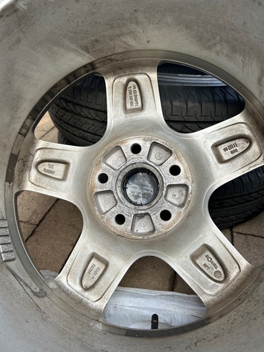【値下げ】ゴルフ7・VW純正17inchアルミ+スタッドレス4本セット