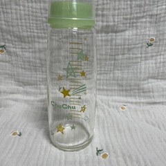 ChuChu ガラス 哺乳瓶 星柄 240ml スリムタイプの画像