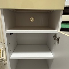 【新生活応援】白い家具4点セットの画像