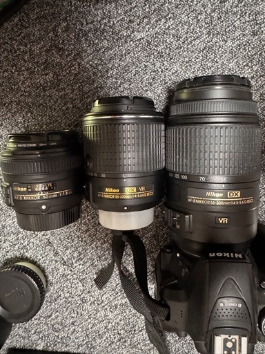 【全てお取引中】Nikon ニコン デジタル一眼レフD5300 ダブルズームキット