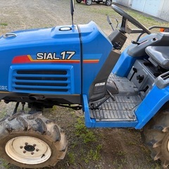 イセキ　SIAL 17   トラクターの画像