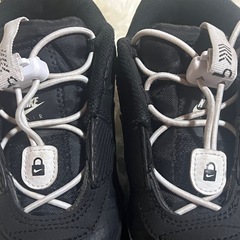 脱ぎ履き楽々】ナイキ エアマックス 90 トグル PS ブラック 22cmの画像