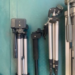 カメラ用 三脚 8本まとめて Velbonなどの画像