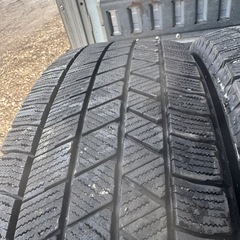 バリ山　BRIDGESTONE VRX3 195/65R16 スタッドレス　タイヤ　2021年製　16インチの画像