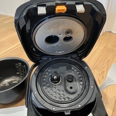 象印　圧力IH炊飯ジャー NP-ZV100BK　　の画像