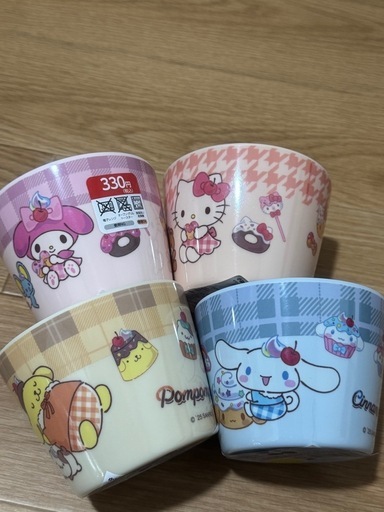 ダイソー サンリオ食器