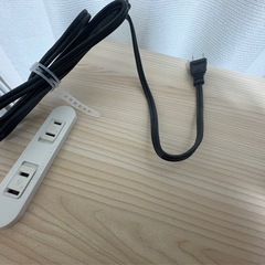 折りたたみテーブル　2口コンセント付きの画像
