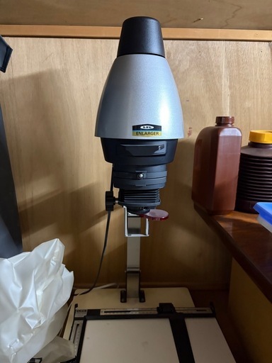 モノクロ引き伸ばし機