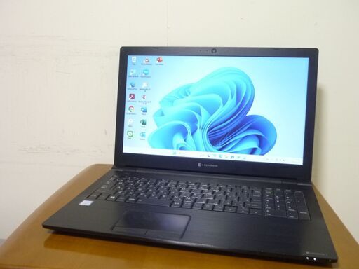 人気の東芝Dynabookブラックカラー サクサク高性能第8世代i3搭載 新品高速SSD 最新win11 メモリ8G テンキー 0328