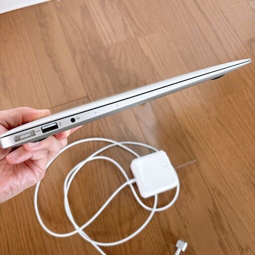 【値下げ】★Office2019付★MacBookAir13 / Early2015 / Monterey / Corei5 / 8GB / 256GB SSD