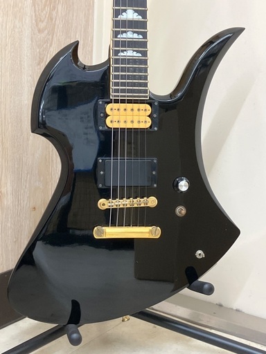 【トレファク足立扇店】エレキギター FERNANDES モッキンバード