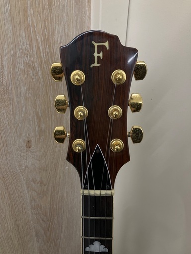 【トレファク足立扇店】エレキギター FERNANDES モッキンバード