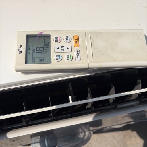 【値下げ！！】FUJITSU 6畳用　2.2kwエアコン　AS-J22E-W  2015年製   管理番号11