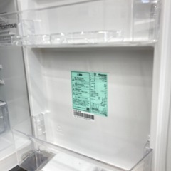 【トレファク高槻店】安心の1年間保証！取りに来れる方限定！Hisense（ハイセンス）の2ドア冷蔵庫のご紹介です！の画像
