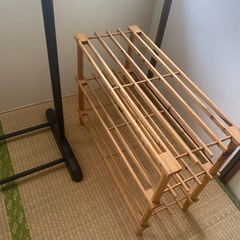 ミラーと日よけ布の画像