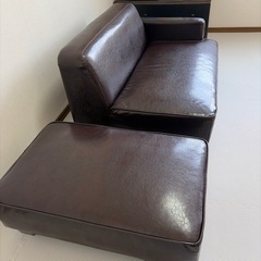 ソファ2人掛け用➕オットマンの画像