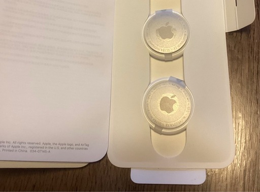 お取引き中  新品 第二世代 AirTag 2個セット  エアタグ Apple    純正　スマートタグ  探す