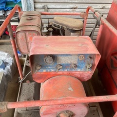 水平対向エンジンの溶接機　　　ジャンク扱い
の画像