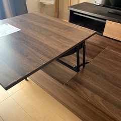 ニトリ　　ローテーブル　昇降式　0円の画像