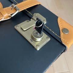 スーツケースの画像