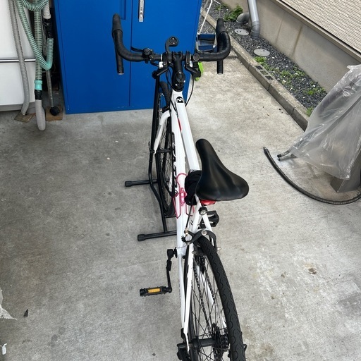 キズは多少ありますが、新車の様な極美車ライト速度計付き