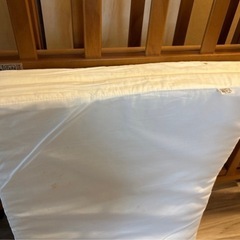 ベビーベッドの画像