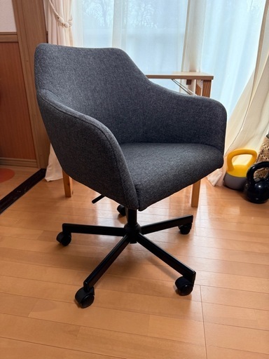 IKEA トッスベルグ TOSSBERG MALSKÄR グレー 人気のチェア TOSSBERG トッスベルグ / MALSKÄR マルシェール 回転チェア 