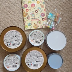 すみっこぐらし缶や交換ノートなど おまけ付きの画像