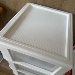 [極美品][早い者勝ち] シンプル衣装ケース　横幅50cm ✖️奥行き 43cm ✖️高さ 89cm　の画像