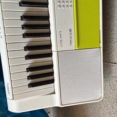 電子ピアノ
の画像