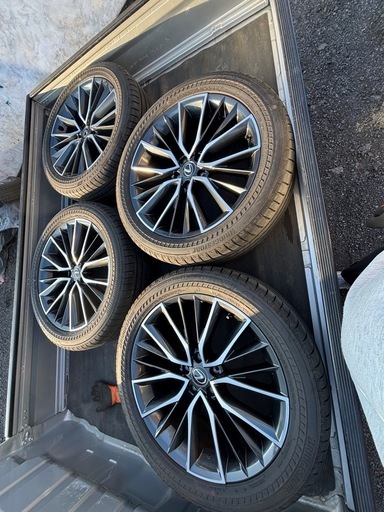 値下げ！④/4 235/50R20 LEXUS NX純正 ブリヂストン 3000km タイヤホイール 