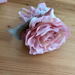 ブーケとブートニアの画像