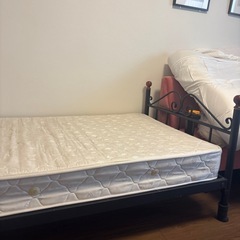シングルベッドフレーム＋マットレスの画像