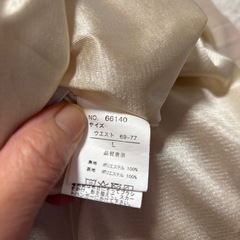 プリーツスカートLサイズの画像