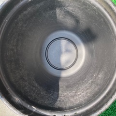 メダカ睡蓮鉢２つセットの画像