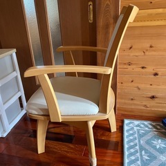 回転テーブル椅子の画像