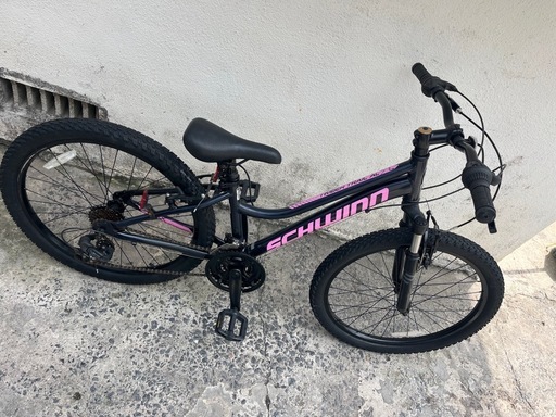 24インチ7段ギアSchwinn MTBマウンテンバイク街乗り通勤車通学車?プロフ必読 