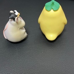 スタジオジブリとなりのトトロ、ラピュタのキツネ(ナウシカ テト)ぬいぐるみ&千と千尋の神隠しキャラクターミニフィギュアの画像