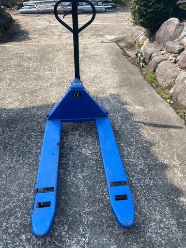 ハンドリフト