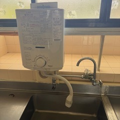 パロマ　ガス　瞬間湯沸かし器　2015 美品の画像