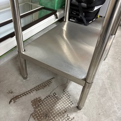 業務用ステンレス厨房調理台の画像